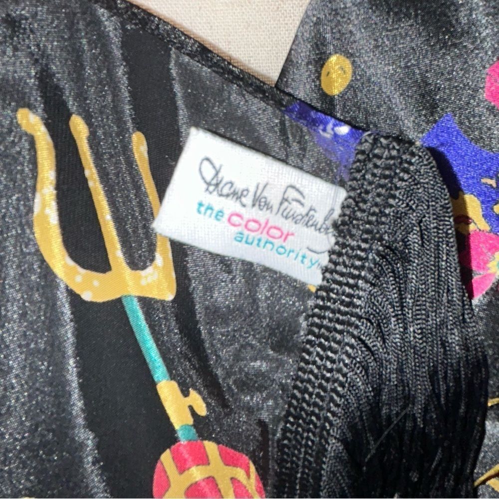Diane Von Furstenberg The Color Authority Fringe Holiday Scarf - Picture 3 of 5